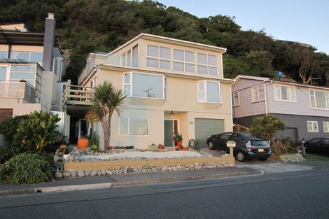 Photo of property in 79 Moana Road, Plimmerton, Porirua, 5026