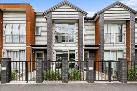 Photo of property in 10/113 Knighton Road, Hillcrest, Hamilton, 3216