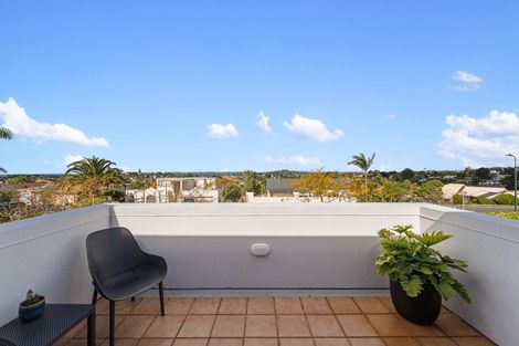 Photo of property in 4 Wentwood Place, Torbay, Auckland, 0630