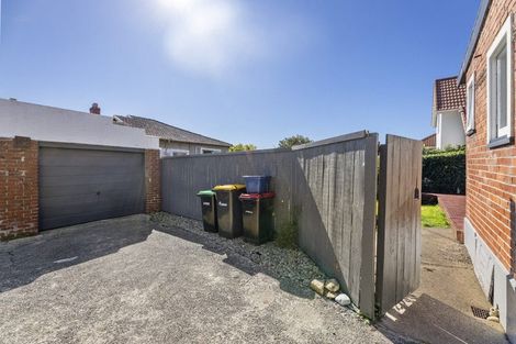 Photo of property in 19 Ings Avenue, Saint Clair, Dunedin, 9012