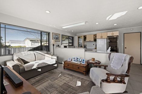 Photo of property in 21 Elbourne Street, Taradale, Napier, 4112