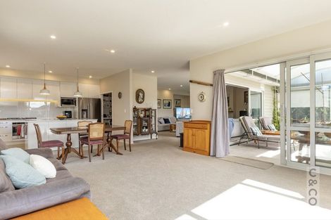 Photo of property in 64 Pohutukawa Parade, Riverhead, 0820