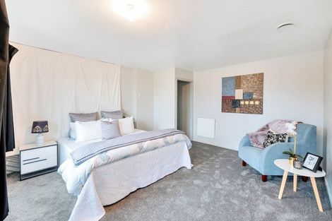 Photo of property in 55 Chislehurst Street, Henderson, Auckland, 0612