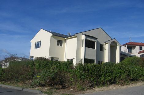 Photo of property in 13 The Topdeck, Whitby, Porirua, 5024
