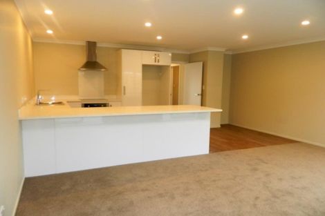Photo of property in 19u7 Collins Avenue, Tawa, Wellington, 5028