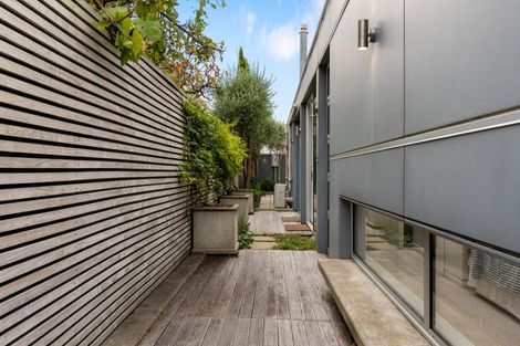 Photo of property in 58 Clare Road, St Albans, Christchurch, 8014