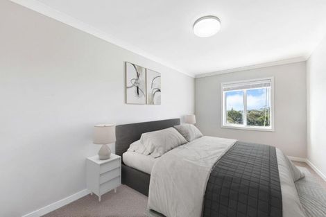 Photo of property in 72 Landmark Terrace, Orewa, 0931