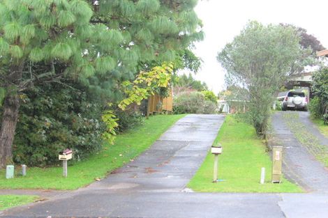 Photo of property in 15 La Perouse Street, Botany Downs, Auckland, 2010