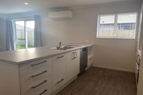 Photo of property in 10 Frogmore Way, Rolleston, 7615