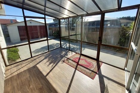 Photo of property in 2/126b Inwoods Close, Parklands, Christchurch, 8083