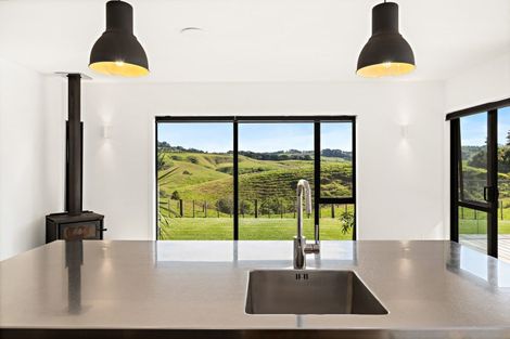 Photo of property in 571 Pakiri Road, Leigh, 0985