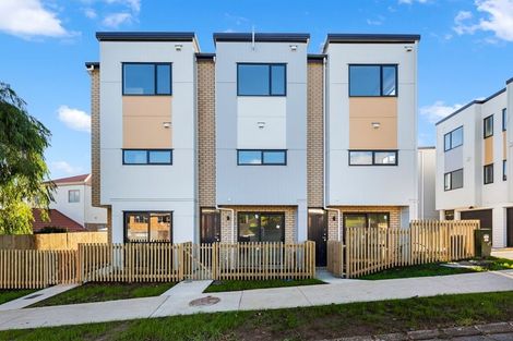 Photo of property in 1/5 Chevis Place, Pakuranga, Auckland, 2010