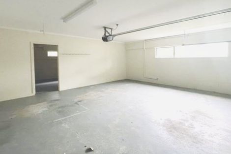 Photo of property in 1/99 Evelyn Road, Cockle Bay, Auckland, 2014