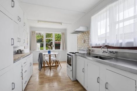 Photo of property in 52 Second Avenue, Avenues, Whangarei, 0110
