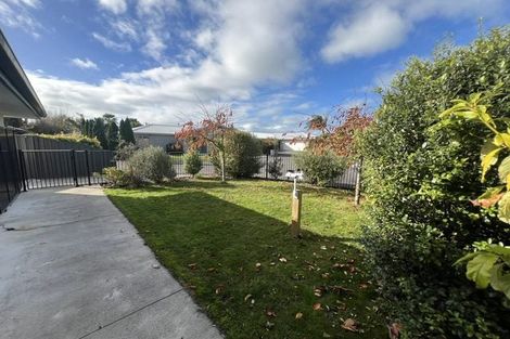 Photo of property in 7 Gregory Grove, Clive, 4102