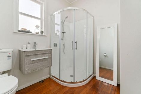 Photo of property in 696 Te Atatu Road, Te Atatu Peninsula, Auckland, 0610