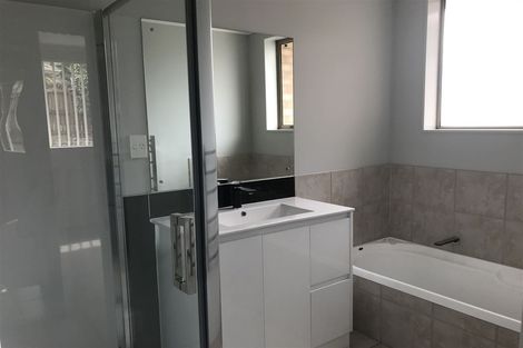 Photo of property in 4 Nykki Place, Papakura, 2110