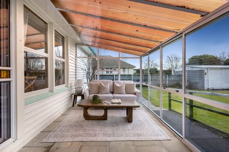 Photo of property in 18 Gregory Avenue, Islington, Christchurch, 8042