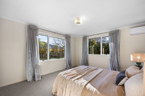 Photo of property in 52 Meadowstone Drive, Wanaka, 9305