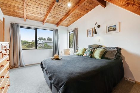 Photo of property in 22b Stanmore Bay Road, Stanmore Bay, Whangaparaoa, 0932