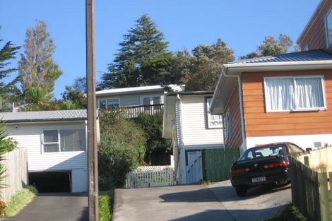 Photo of property in 1/20 Hogans Road, Glenfield, Auckland, 0629