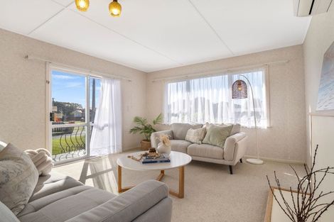 Photo of property in 201 Cornfoot Street, Castlecliff, Whanganui, 4501
