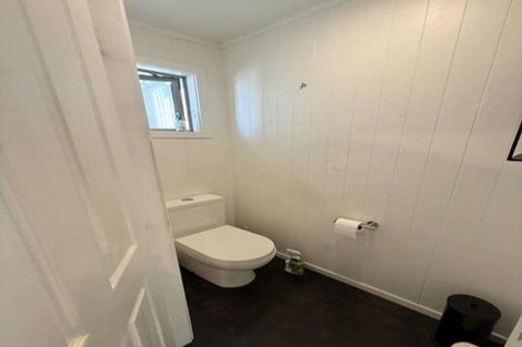 Photo of property in 99 Kitchener Road, Waiuku, 2123