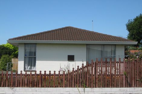 Photo of property in 50 Chipping Lane, Redwood, Christchurch, 8051