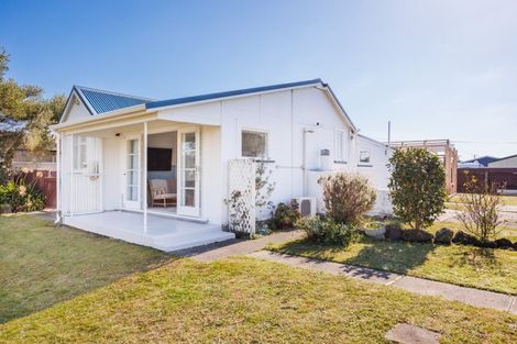 Photo of property in 131 Seabury Avenue, Foxton Beach, Foxton, 4815