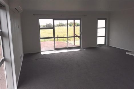 Photo of property in 15 Lowburn Avenue, Waipu, 0510