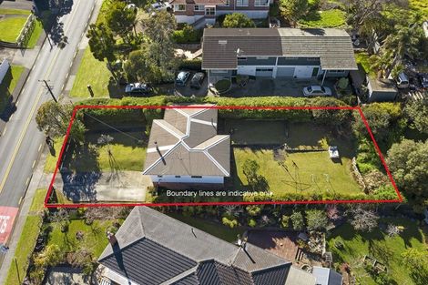 Photo of property in 24 School Road, Te Atatu South, Auckland, 0610