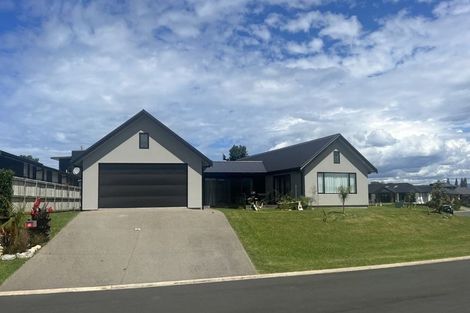 Photo of property in 70 Leeward Drive, Whitianga, 3510