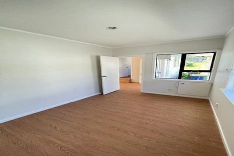 Photo of property in 16 Savoy Road, Glen Eden, Auckland, 0602