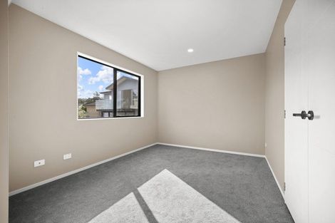 Photo of property in 25d Lavery Place, Sunnynook, Auckland, 0632