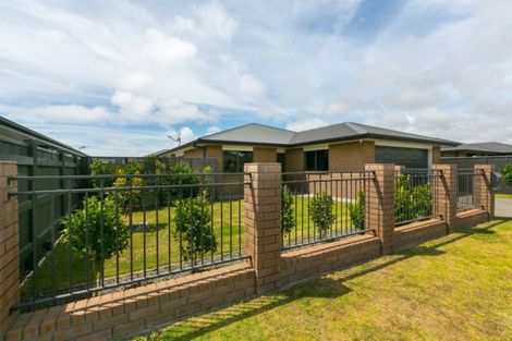 Photo of property in 18 Coby Sydney Drive, Bell Block, New Plymouth, 4312