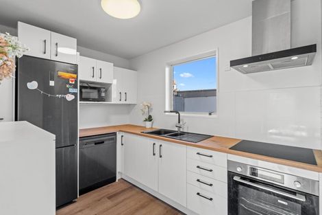 Photo of property in 4/14 Church Square, Addington, Christchurch, 8024