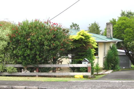 Photo of property in 43 Tirimoana Road, Te Atatu South, Auckland, 0602