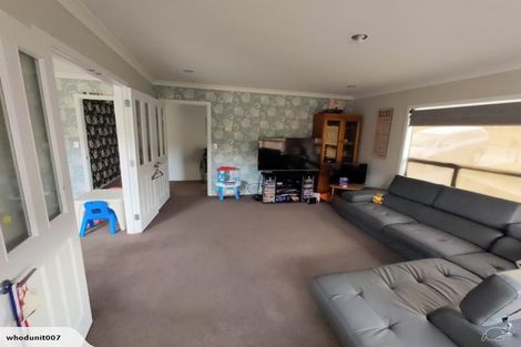 Photo of property in 6 Tararua Close, Aotea, Porirua, 5024
