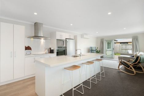 Photo of property in 4 Livingstone Drive, Papamoa Beach, Papamoa, 3118