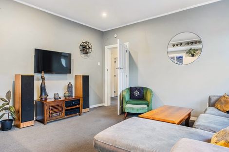 Photo of property in 25 Medway Street, Richmond, Christchurch, 8013