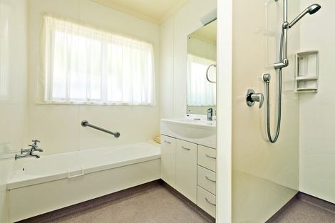 Photo of property in 7 Saint Hill Rise, Havelock North, 4130