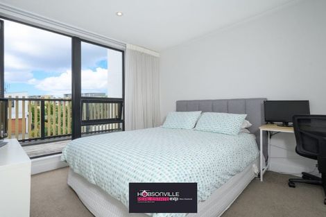 Photo of property in 21 Isitt Road, Hobsonville, Auckland, 0616