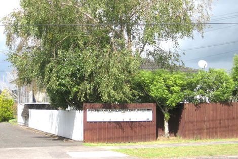 Photo of property in 10/116 Titirangi Road, New Lynn, Auckland, 0600