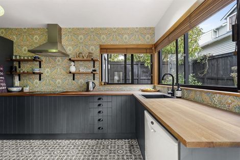 Photo of property in 1/14 Beresford Street, Bayswater, Auckland, 0622