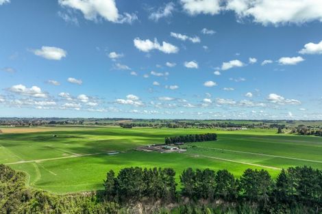 Photo of property in 1678 Kimbolton Road, Cheltenham, Feilding, 4777