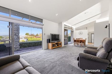Photo of property in 10a Mere Road, Taupo, 3330