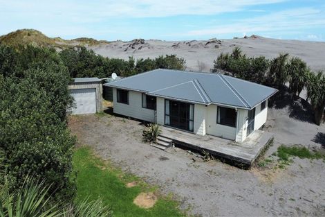 Photo of property in 204f Tai Road, Opunake, 4681