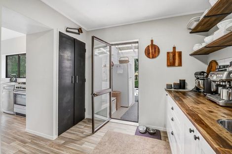 Photo of property in 414 Kaipara Coast Highway, Helensville, Kaukapakapa, 0871