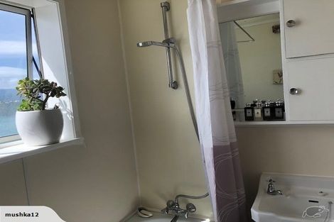Photo of property in Grafon Court Flats, 53u7 Grafton Road, Roseneath, Wellington, 6011