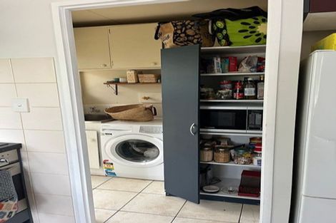 Photo of property in 23 Imperial Place, Henderson, Auckland, 0612